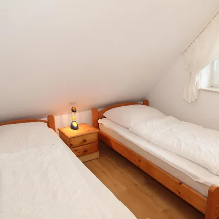 Holiday home Strandlaeufer *